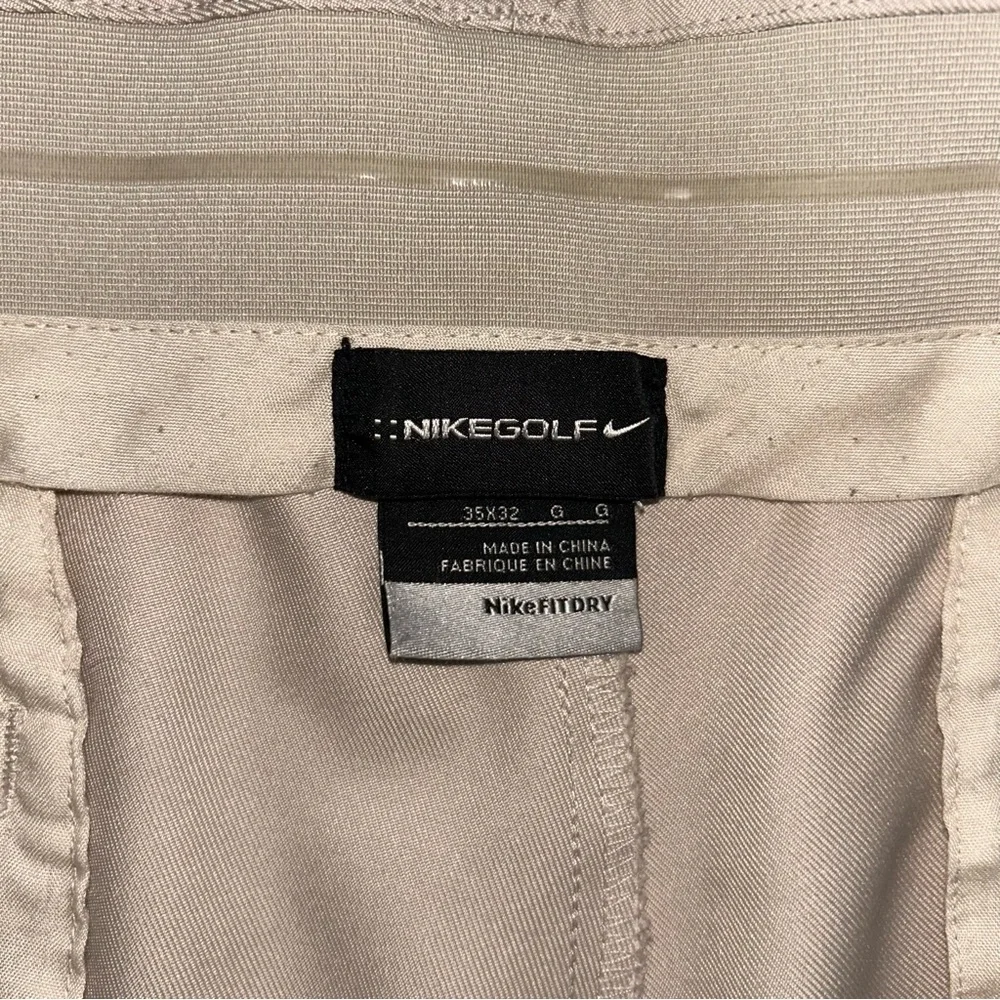 Nike Golf Pants FitDry mens pleated cream polyester golf pants‎ size 35x32